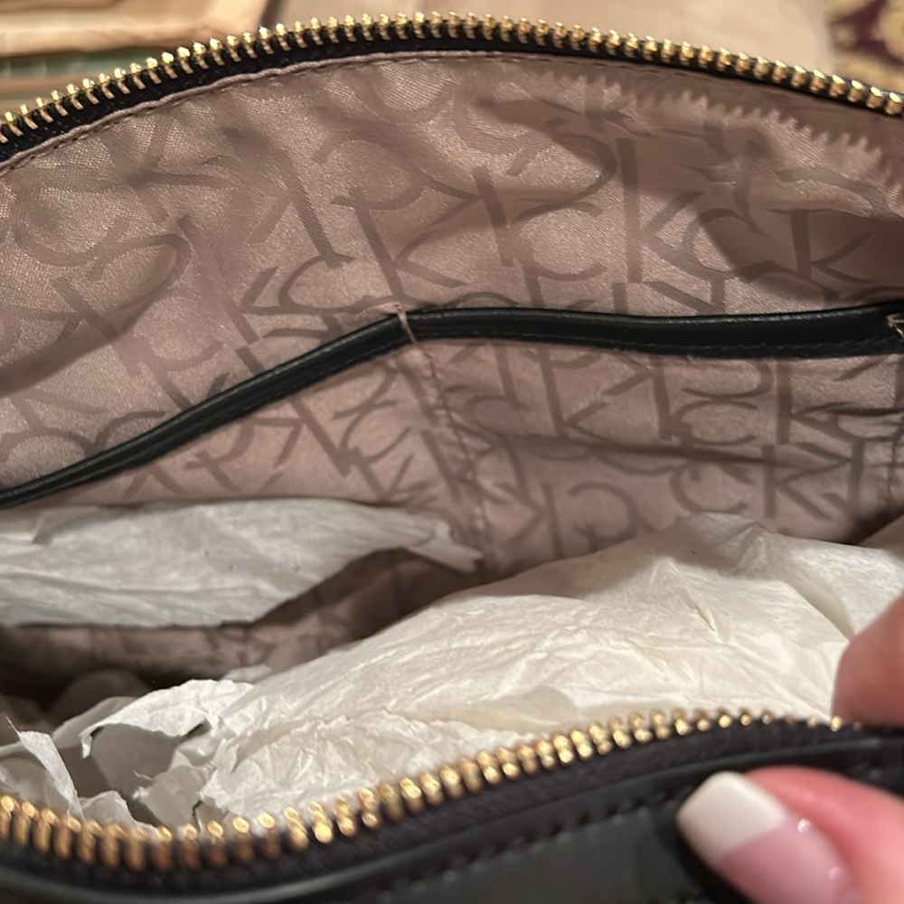 Calvin Klein NWOT BAG - Picture 7 of 8